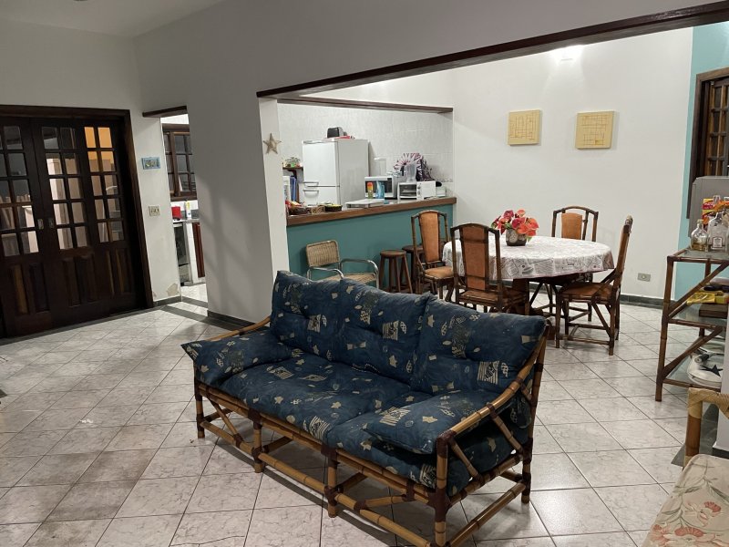 Casa à venda Cibratel II com 160m² e 3 quartos por R$ 440.000 - 436246768-4c70d73f-0fa3-4fb9-9eba-62a44f165187.jpeg