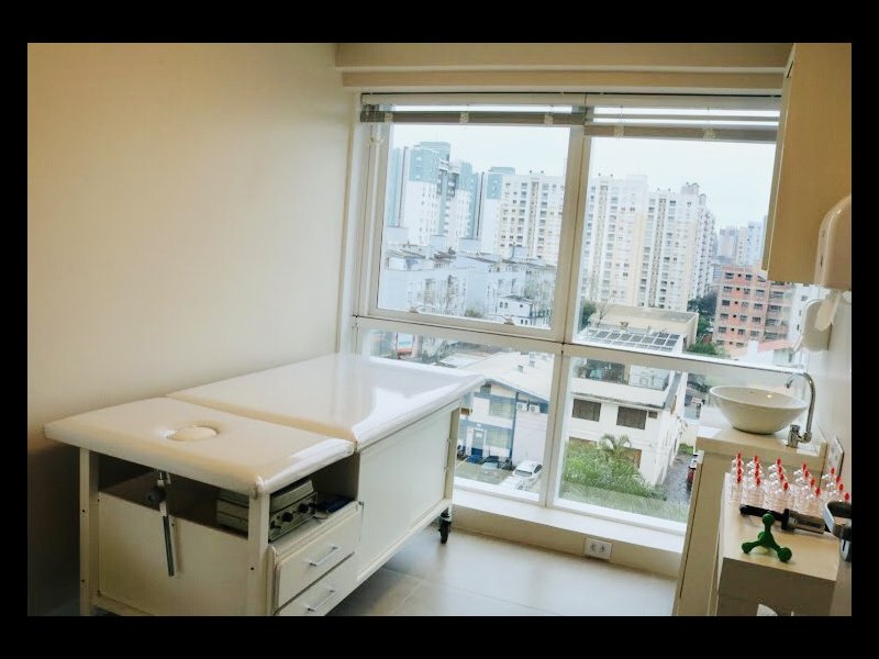 Comercial à venda Passo d'Areia com 30m² e 1 quarto por R$ 350.000 - 792122415-img-4249.jpg