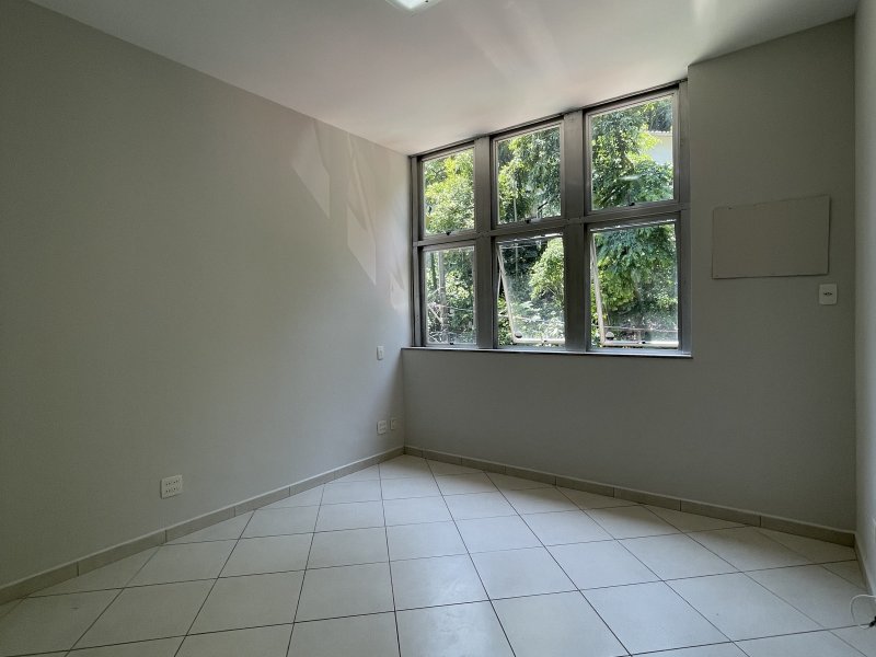 Apartamento à venda Laranjeiras com 132m² e 3 quartos por R$ 1.300.000 - 329968939-img-0197-1.jpg