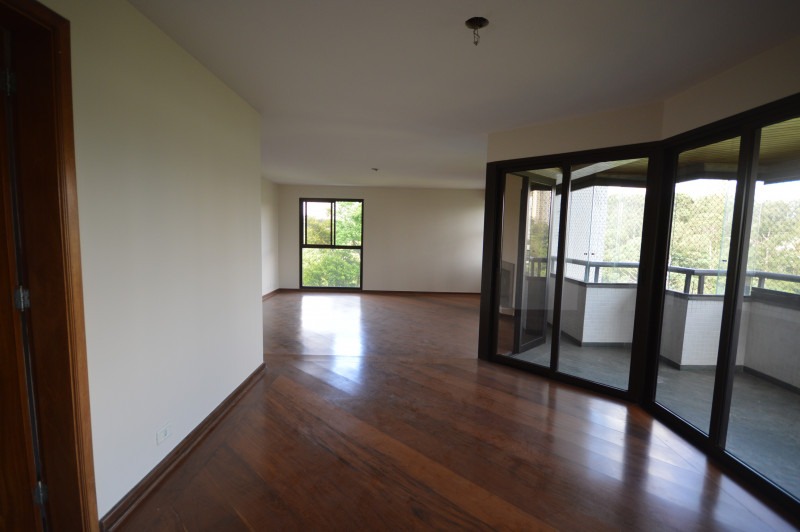 Apartamento à venda Vila Suzana com 188m² e 4 quartos por R$ 810.000 - 1593414434-foto1.JPG