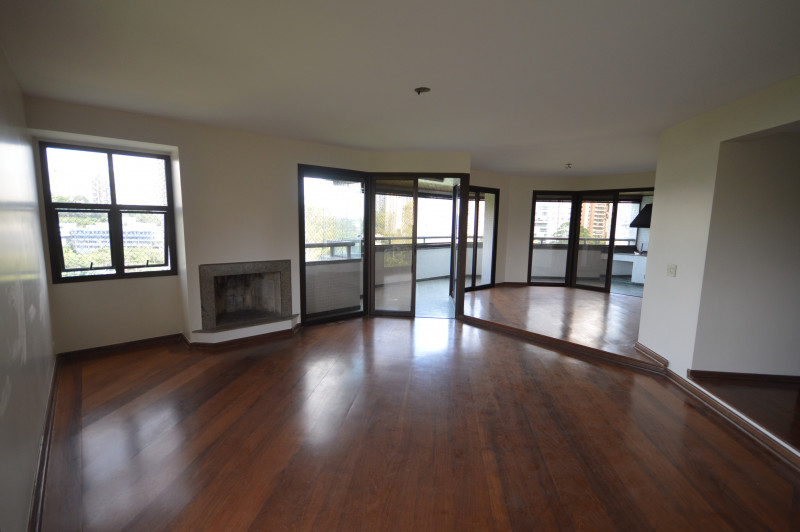 Apartamento à venda Vila Suzana com 188m² e 4 quartos por R$ 810.000 - 631428643-foto3.JPG