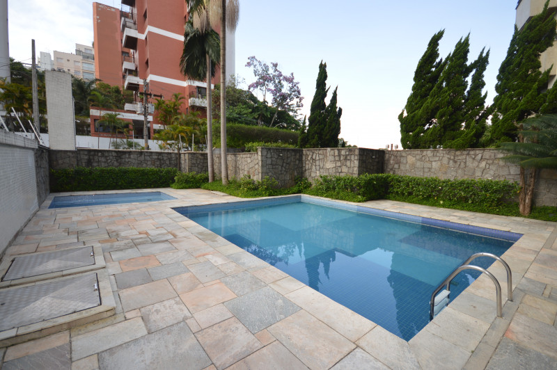 Apartamento à venda Vila Suzana com 188m² e 4 quartos por R$ 810.000 - 852565758-foto22.JPG