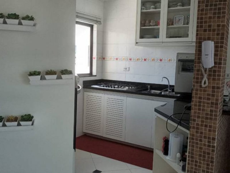 Cobertura à venda Jardim Enseada com 230m² e 4 quartos por R$ 780.000 - 516071005-3ed33d8803fb96387fd0c2de9f06a2a9.jpg