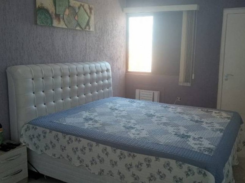 Cobertura à venda Jardim Enseada com 230m² e 4 quartos por R$ 780.000 - 548694741-51591029707025a63f90f8e8b5840c4d.jpg