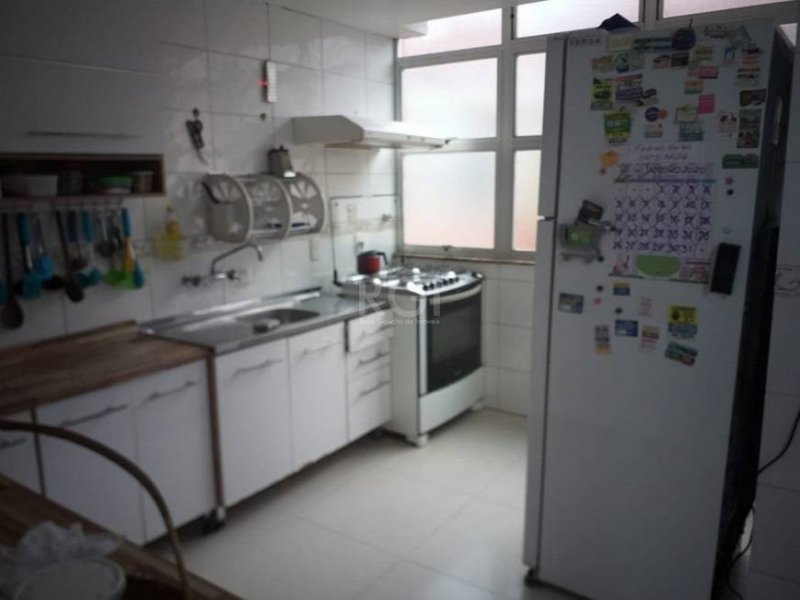 Apartamento à venda Petrópolis com 77m² e 3 quartos por R$ 180.000 - 420181388-e40060ed4056a68930fd2e3529ae20d8.jpg