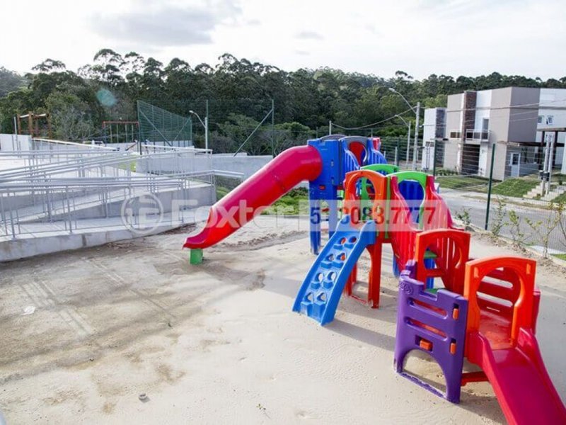 Casa de condomínio à venda Lomba do Pinheiro com 220m² e 5 quartos por R$ 850.000 - 1388950363-13-47-21-chacara-das-nascentes-4.jpg