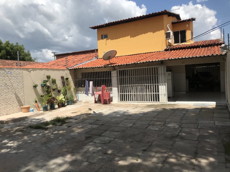Casa à venda Santa Isabel com 1030m² e 3 quartos por R$ 280 - 1886426435-a8bce474-c32c-4fa8-bebd-d4e34b6a9843.jpeg