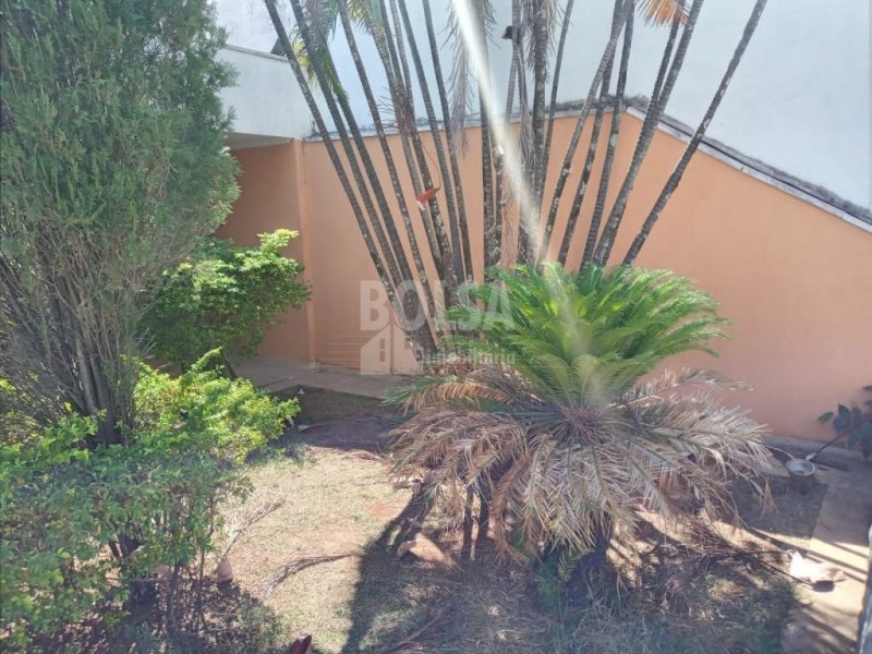 Casa à venda Centro com 282m² e 3 quartos por R$ 900.000 - 735398948-060921-61362e1a365e3.jpg