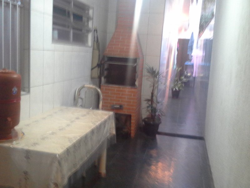 Casa à venda Jardim Santo André com 150m² e 2 quartos por R$ 390.000 - 1138201836-foto-varanda-pegando-corredor.jpg