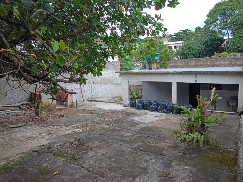 Terreno à venda Vargem Pequena com 732m² e 1 quarto por R$ 120.000 - 718548913-whatsapp-image-2024-01-11-at-06.jpeg