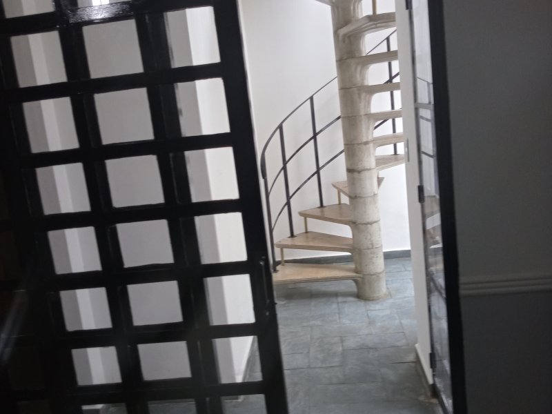 Casa para alugar Jardim Fortaleza  com 200m² e 4 quartos por R$ 5.000 - 1916195672-acesso-quarto-4.jpg