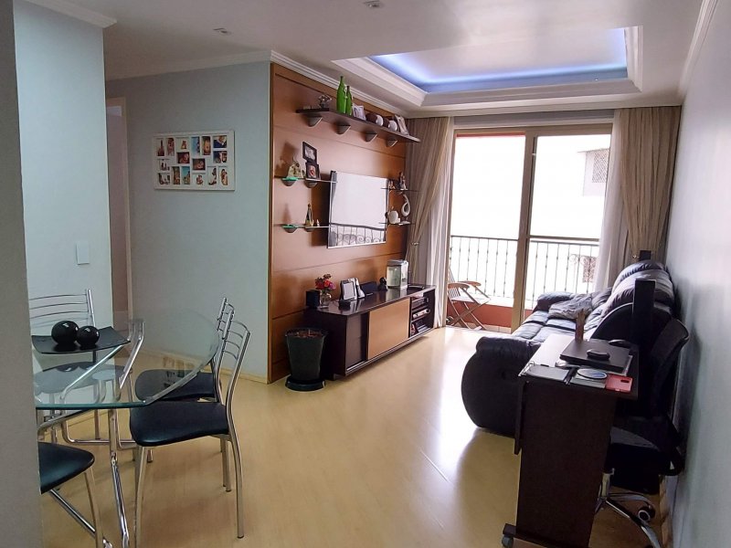 Apartamento à venda Vila Prudente com 66m² e 3 quartos por R$ 450.000 - 1587580413-3-sala-0.jpg