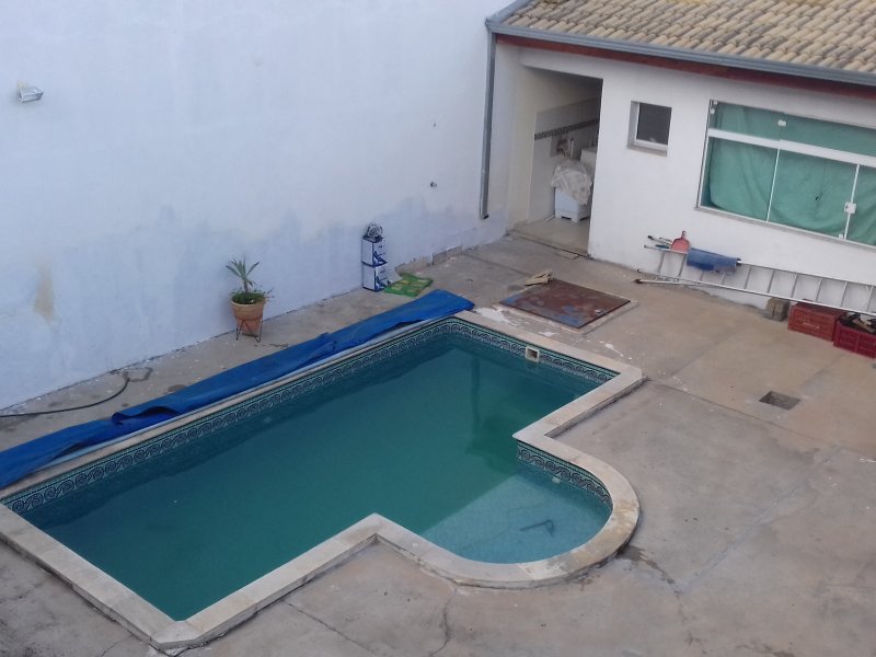 Casa à venda Jardim Yeda com 330m² e 4 quartos por R$ 730.000 - 1411476967-piscina.jpg