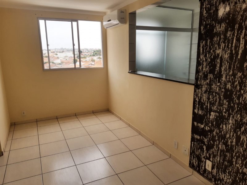 Apartamento à venda Jardim Solange com 47m² e 2 quartos por R$ 140.000 - 845435376-img-20220205-wa0007.jpg