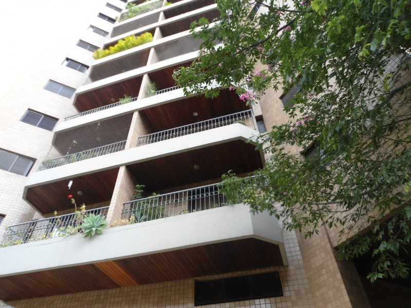 Apartamento à venda Paraíso com 88m² e 3 quartos por R$ 980.000 - 429459090-fachada-predio.JPG
