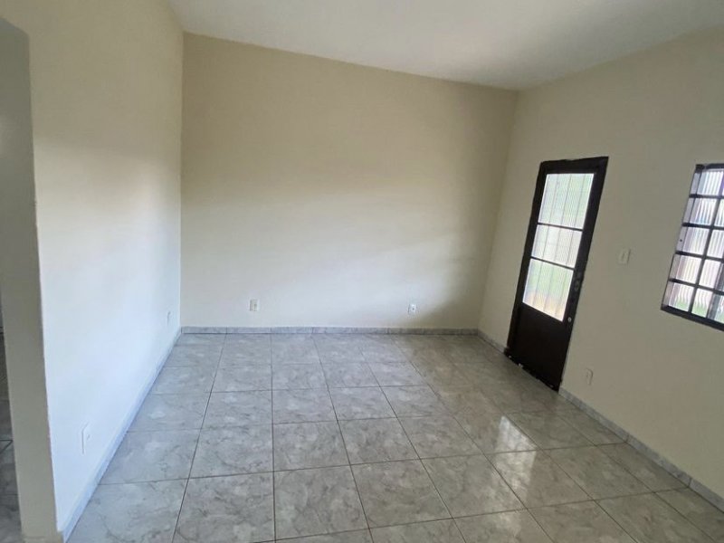 Casa à venda Nova Esperança com 330m² e 2 quartos por R$ 210.000 - 124084831-7fb9b8f6-9b9c-41ae-8103-ff1e2d479552.jpeg