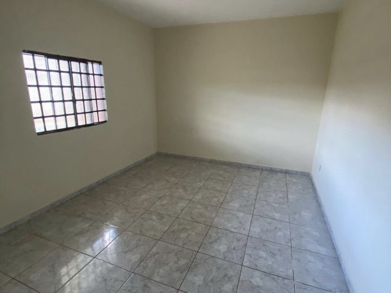 Casa à venda Nova Esperança com 330m² e 2 quartos por R$ 210.000 - 1813866578-b3b58d9e-0754-411f-84b1-bf55235cd309.jpeg