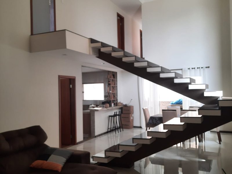 Casa à venda Serra Monte  com 360m² e 3 quartos por R$ 600.000 - 274451647-img-20211227-wa0021.jpg