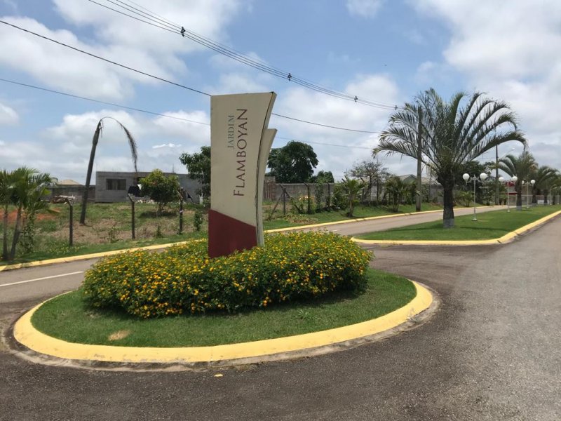 Casa de condomínio à venda Curitibanos com 243m² e 3 quartos por R$ 1.100.000 - 861604368-entrada-condominio.jpeg