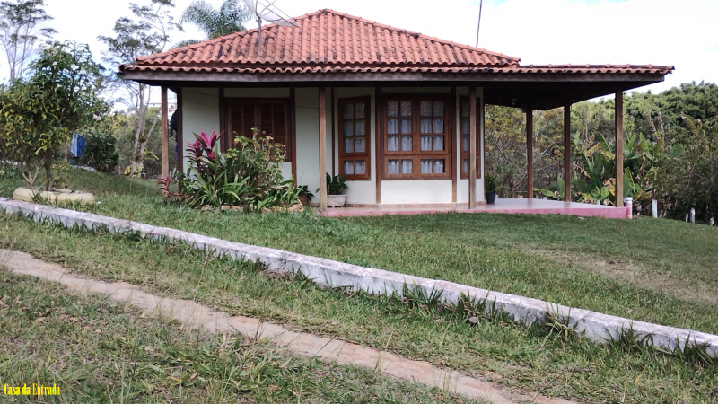 Sítio à venda Veraneio iraja com 40000m² e 10 quartos por R$ 3.000.000 - 1139357014-03-casadaentrada1.png