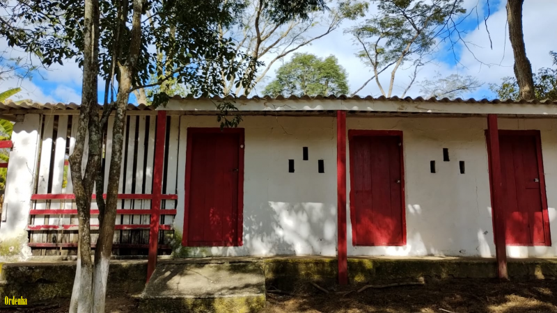Sítio à venda Veraneio iraja com 40000m² e 10 quartos por R$ 3.000.000 - 1774210890-29-galpoes1.png