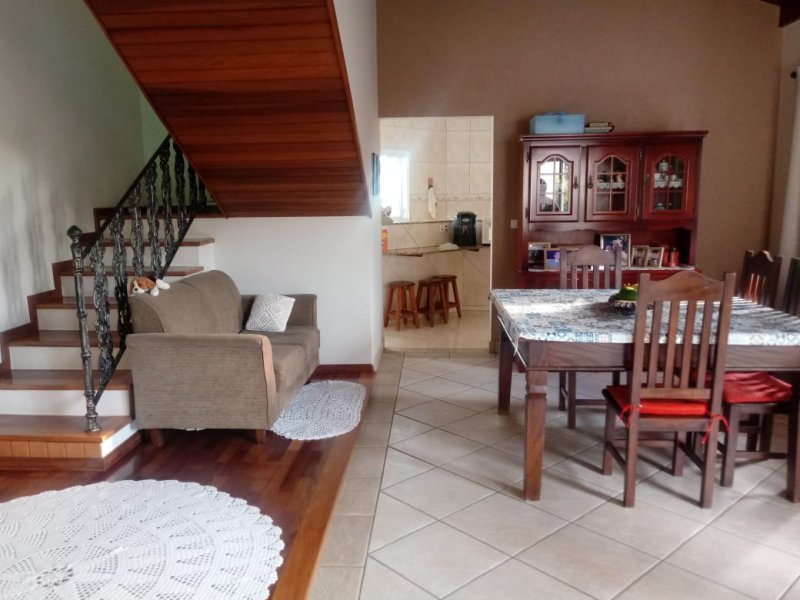 Casa à venda Jardim Celani com 270m² e 3 quartos por R$ 600.000 - 1346493784-img-20220411-wa0008.jpg