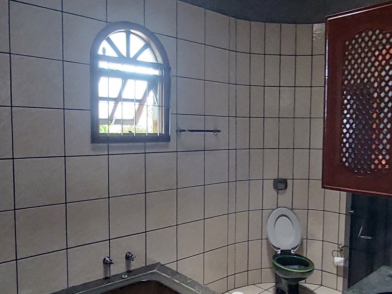 Casa à venda Centro com 258m² e 5 quartos por R$ 450.000 - 1225827782-suite-master-wc.jpg