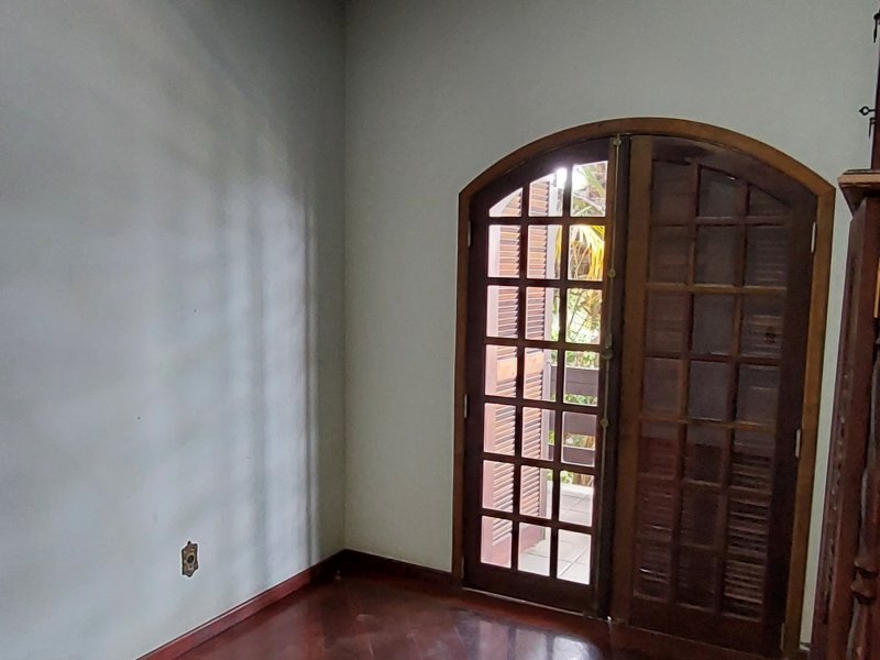 Casa à venda Centro com 258m² e 5 quartos por R$ 450.000 - 2068731058-quarto-2.jpg