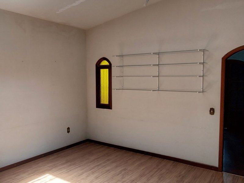 Casa à venda Centro com 258m² e 5 quartos por R$ 450.000 - 329444915-sala-2.jpg