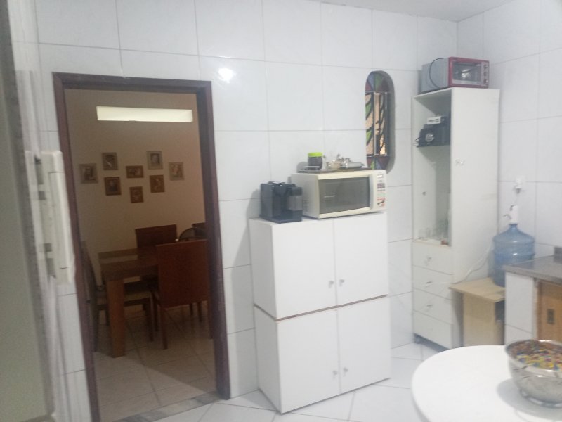 Casa à venda Parque Manibura com 427m² e 9 quartos por R$ 580.000 - 1492541343-casa-1-cozinha-1.jpg