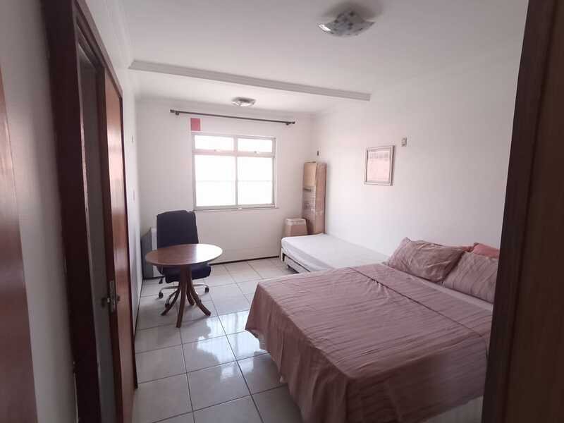 Casa à venda Parque Manibura com 427m² e 9 quartos por R$ 580.000 - 1964141928-casa-2-suite-2.jpeg