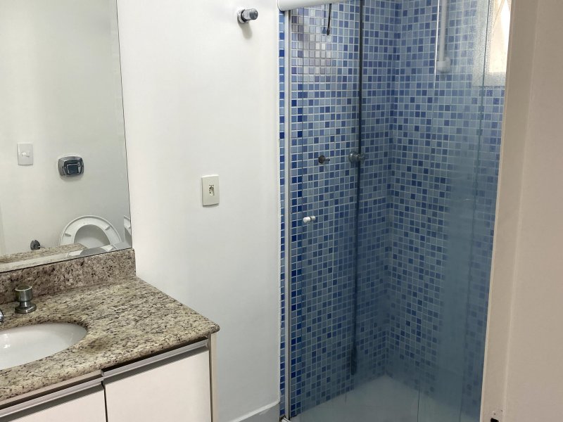 Apartamento à venda Vila Lusitânia com 88m² e 2 quartos por R$ 350.000 - 931109947-vista-banheiro-suite.jpg