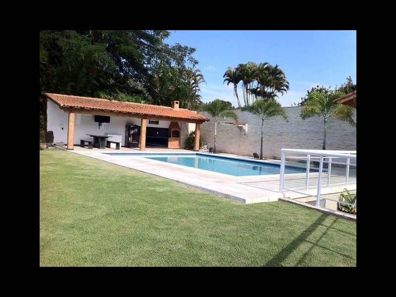 Casa à venda Centro com 1200m² e 4 quartos por R$ 1.800.000 - 1072893588-a086a381-f280-4aab-98aa-ab9c1c77ccbf.jpeg