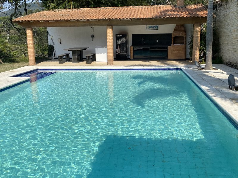 Casa à venda Centro com 1200m² e 4 quartos por R$ 1.800.000 - 1789937976-fe84b597-178f-4ba9-8af3-847029e9bf08.jpeg