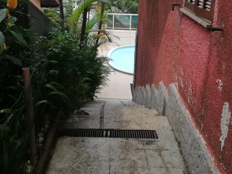 Casa à venda Jardim Europa com 200m² e 3 quartos por R$ 740.000 - 976617308-img-20220209-141901.jpg