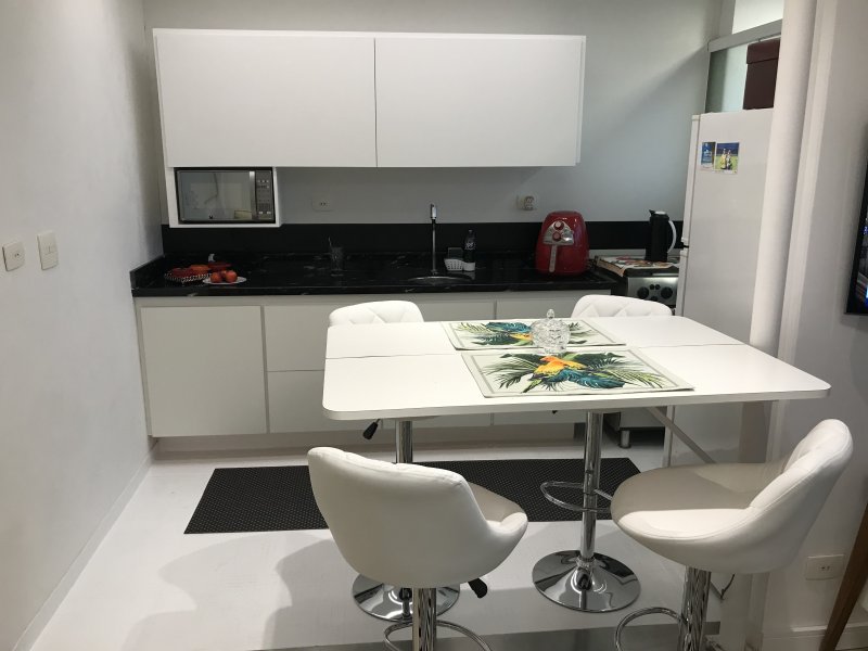 Apartamento à venda Alto de Pinheiros com 60m² e 2 quartos por R$ 790 - 1741500458-7c9a90e5-2b02-4995-832e-4543bb59383a.jpeg