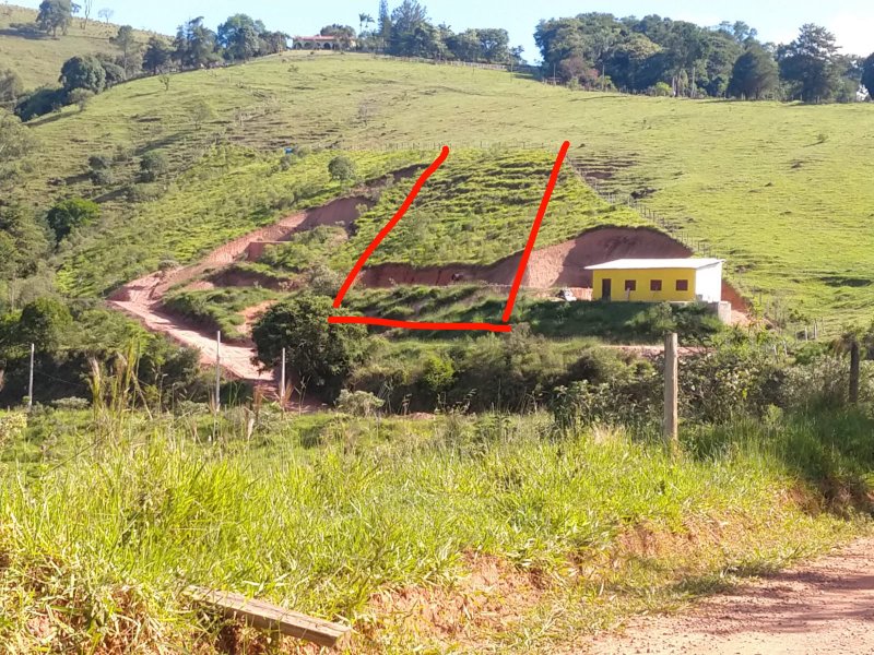 Terreno à venda CENTRO com 1000m² e 1 quarto por R$ 55.000 - 1731804595-fabc56c6-a9ff-4ab2-bd3f-f0f5c1c115a9.jpeg