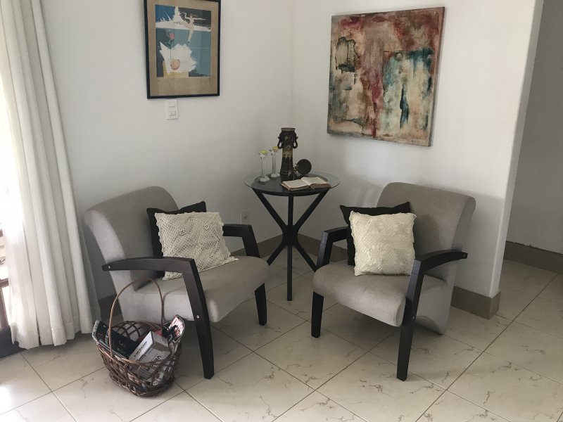 Casa de condomínio à venda Aruana com 500m² e 4 quartos por R$ 1.250.000 - 1179161685-8f1538fe-4c81-4c5a-982d-63d7be2220ef.jpeg