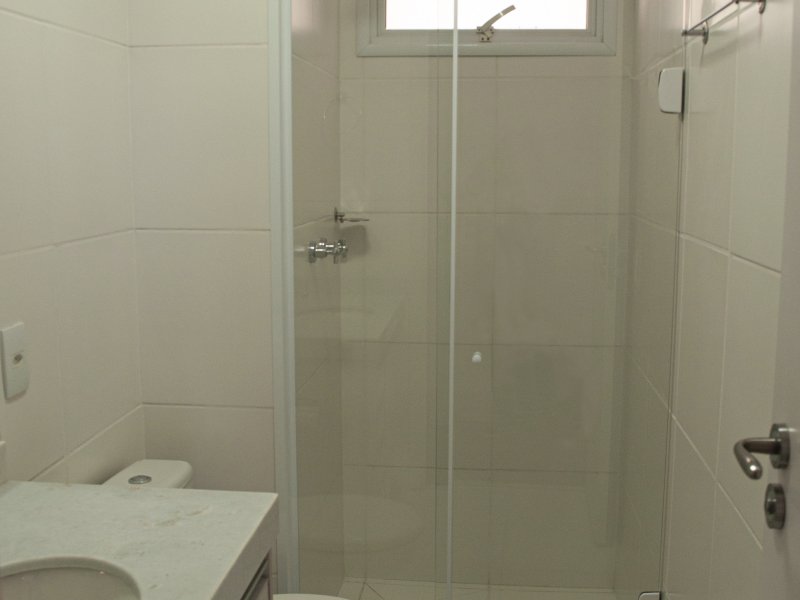 Apartamento à venda Vila Santa Cruz com 88m² e 3 quartos por R$ 454.000 - 1004511298-banheiro.jpg