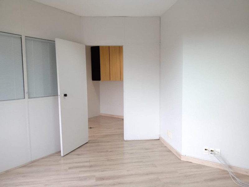 Comercial à venda Vila Clementino com 35m² e 1 quarto por R$ 279.500 - 854081739-photo-2024-04-02-14-38-58-11.jpg