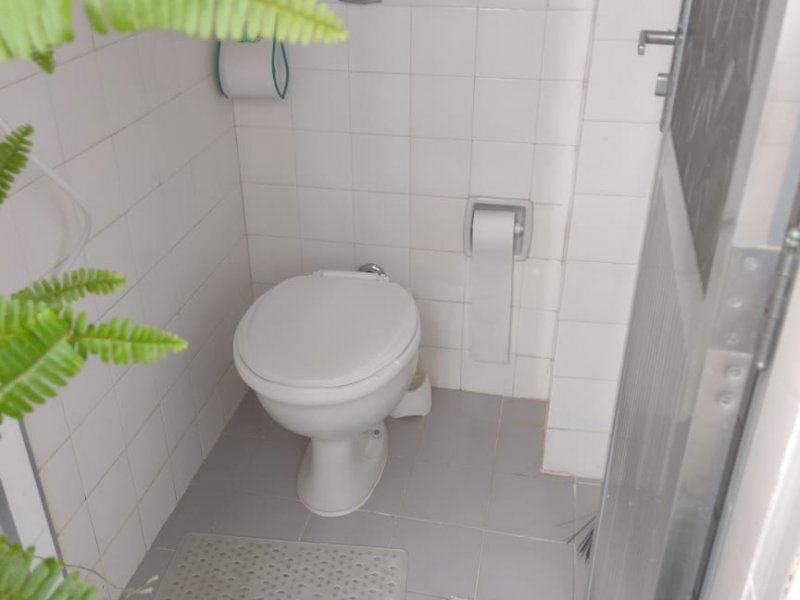 Apartamento à venda Leme com 86m² e 2 quartos por R$ 1.030.000 - 1459912926-banheiro-demp.jpeg