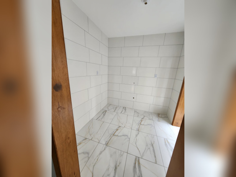 Apartamento à venda Rubem Berta com 56m² e 2 quartos por R$ 139.900 - img-20240822-wa0012.jpg
