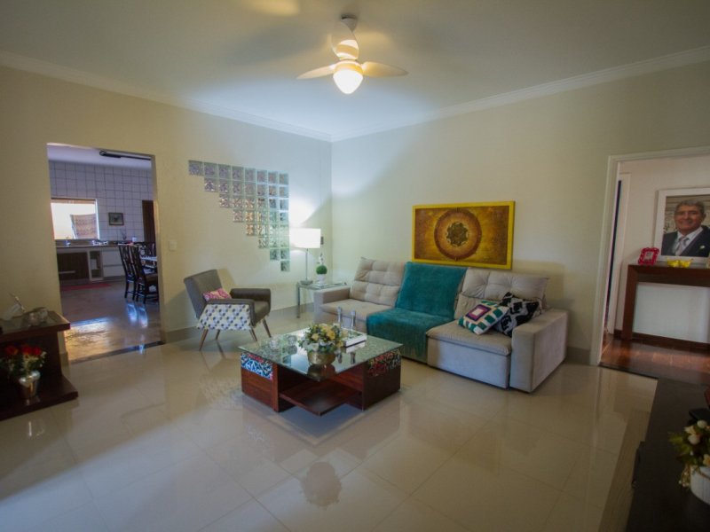 Casa à venda Taguatinga Sul (Taguatinga) com 400m² e 4 quartos por R$ 900.000 - 1195045599-img-20220213-wa0060.jpg