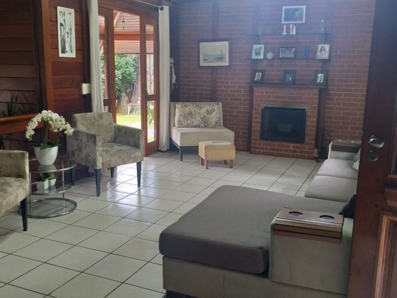 Casa à venda Vila Jovina com 200m² e 3 quartos por R$ 900.000 - 1842956067-img-20220212-wa0002.jpg