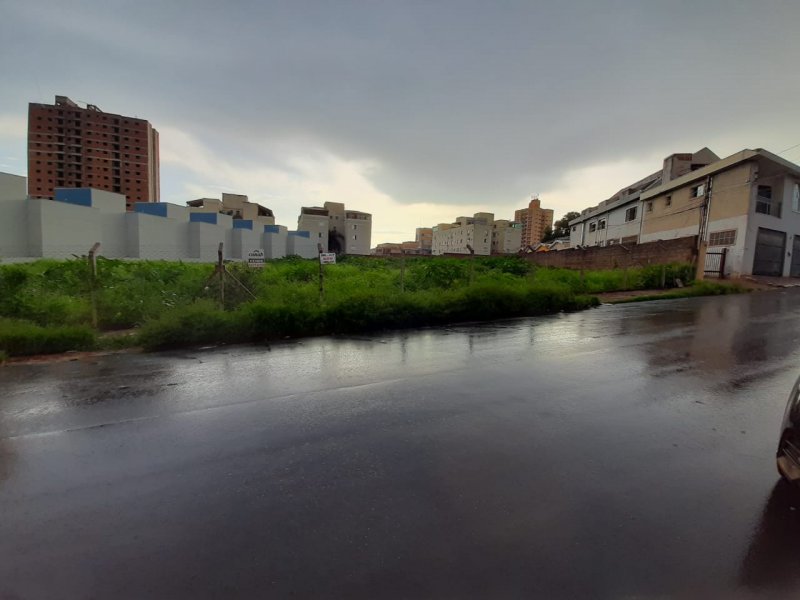 Terreno à venda Vila Maria Luiza com 211m² e 1 quarto por R$ 210.000 - 897307865-img-20210111-wa0035.jpg