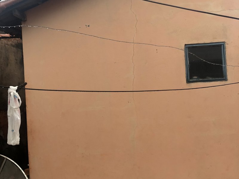 Casa à venda Mansour com 250m² e 2 quartos por R$ 200.000 - 1368297512-9af4ef02-6f42-4c09-a919-59691c960e02.jpeg
