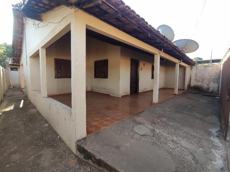 Casa à venda Jardim Paula I com 480m² e 2 quartos por R$ 180.000 - 1533334666-img-20220203-wa0022.jpg