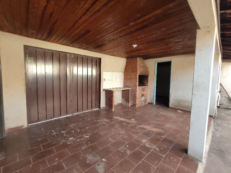Casa à venda Jardim Paula I com 480m² e 2 quartos por R$ 180.000 - 486848083-img-20220203-wa0034.jpg