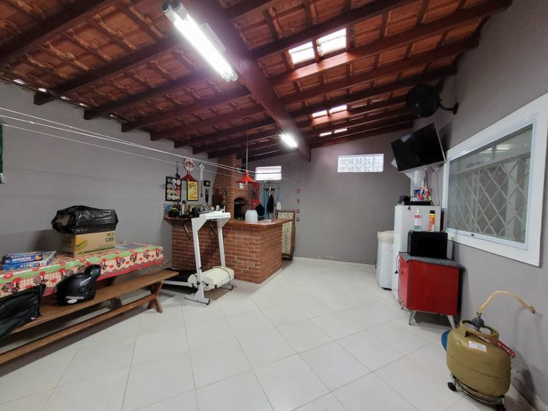 Casa à venda Vl. Palma com 167m² e 3 quartos por R$ 530.000 - quintal.jpg