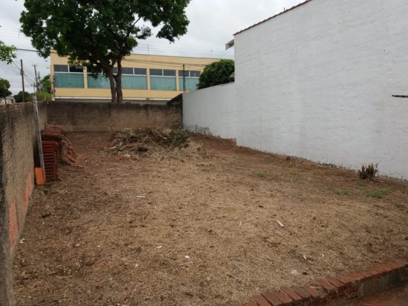 Terreno à venda Vila Rezende com 466m² e 1 quarto por R$ 450.000 - 2030399042-461.jpg